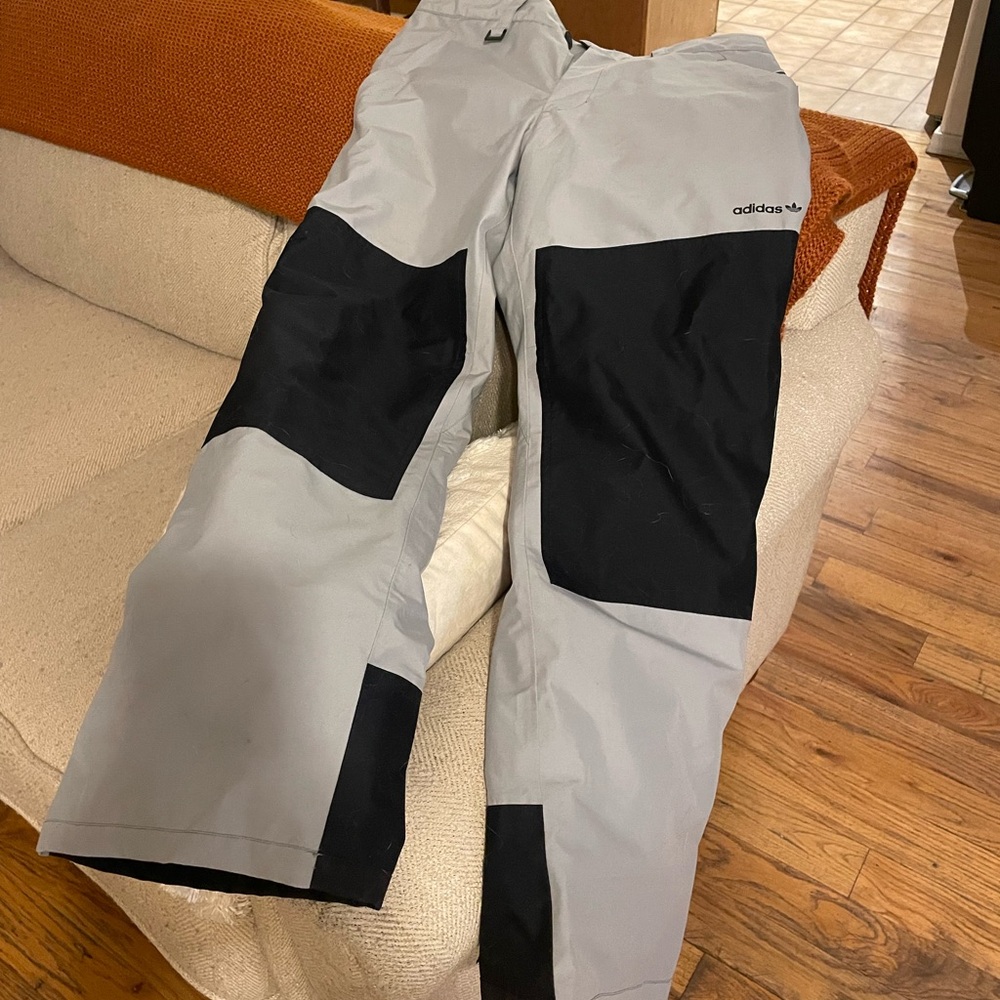 Adidas 15k Men’s Medium Snowboarding pants